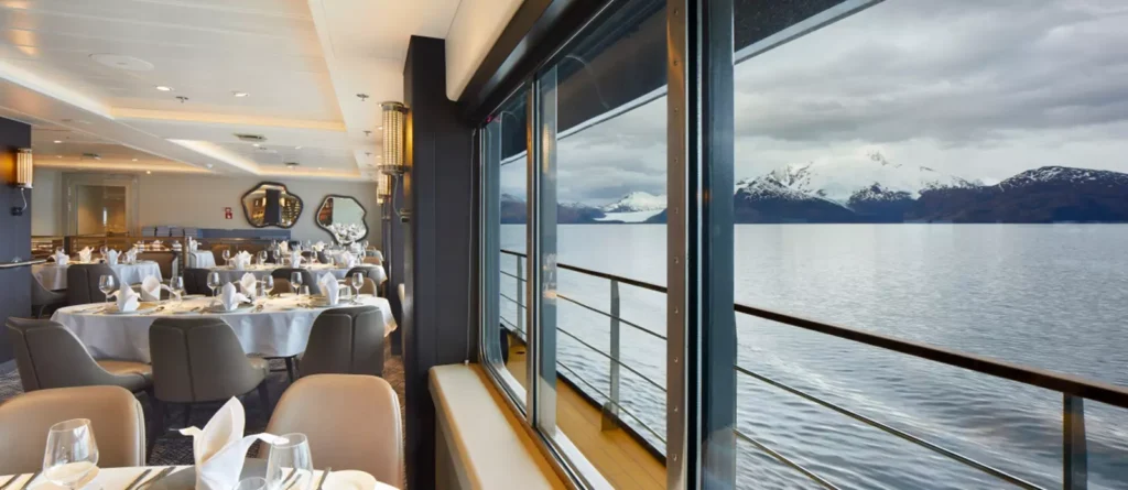 Antarctica: Luxury at the World's End